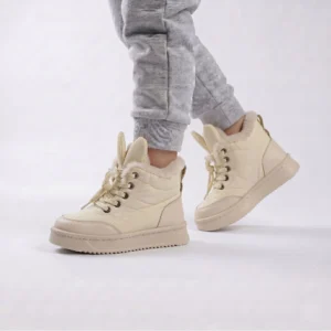 Kinder-Winterstiefel – Warm, Bequem & Strapazierfähig